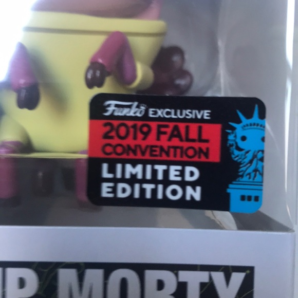 Funko POP! 2019 Fall Convention Shrimp Morty - Picture 5 of 6